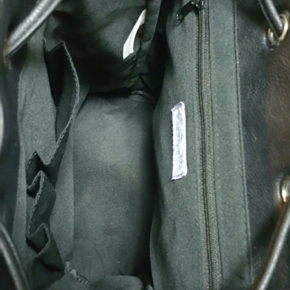 Bags - Picture 6 of 7